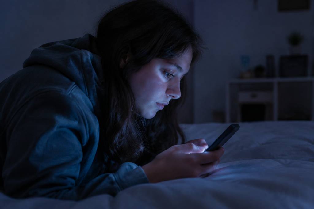 Addiction aux écrans : comprendre les causes, les signes et les solutions